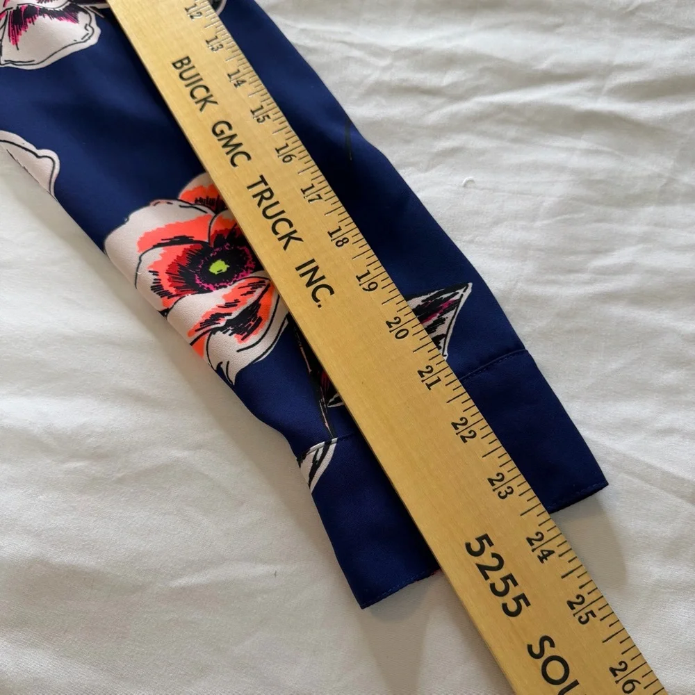 Express Floral Button-Down Bundle Shirt in Navy and Dusty Rose Work Office Chic - Picture 15 of 15